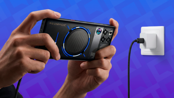 Celular gamer aguenta quanto tempo longe da tomada? Testamos em uso real