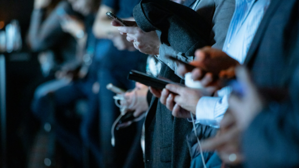 Data Brokers: empresas lucram vendendo sua vida; veja como se proteger