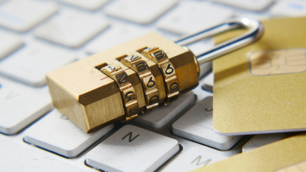 Gerenciadores de senha têm falhas críticas facilmente exploráveis, diz pesquisa