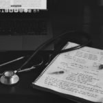 Profimed: Senado aprova exame de proficiência em medicina; texto vai à Câmara