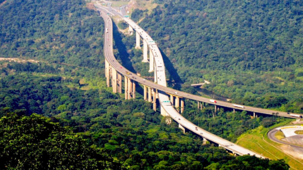 Rodovias para o litoral de São Paulo entram na era do pedágio sem cancela
