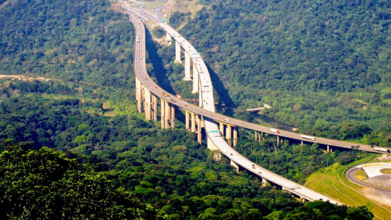 Rodovias para o litoral de São Paulo entram na era do pedágio sem cancela