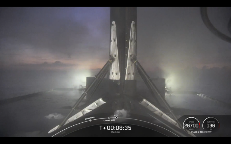 SpaceX pousa foguete Falcon 9 nas Bahamas pela segunda vez