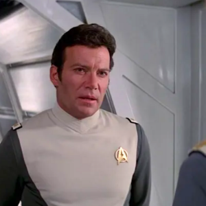 10 momentos icônicos de William Shatner em 'Star Trek' para comemorar seu 95º aniversário