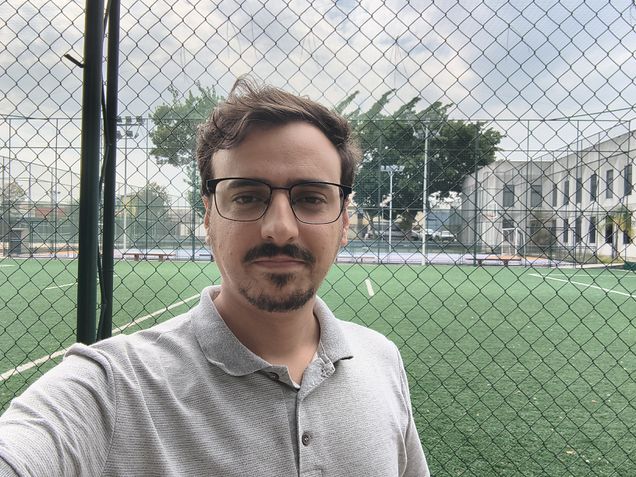 Moto G86 - C&acirc;mera frontal