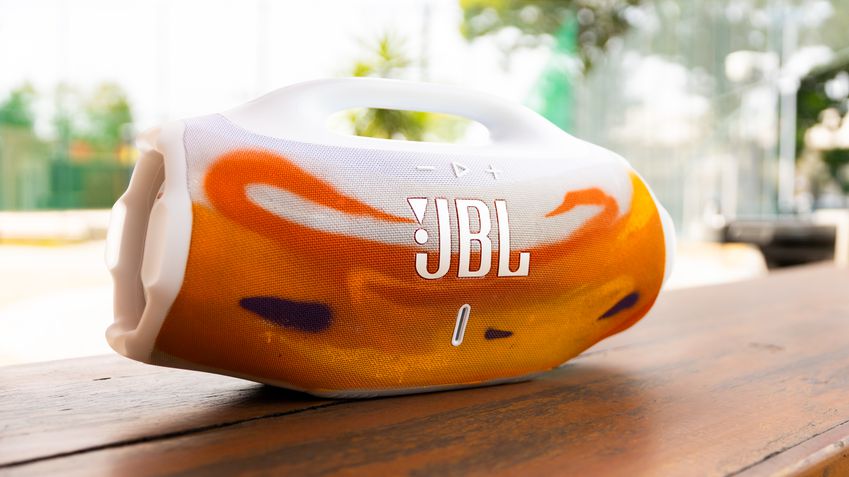 JBL Boombox 4