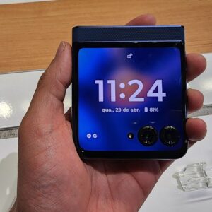 Motorola Razr 70 vaza por completo; veja detalhes do dobrável