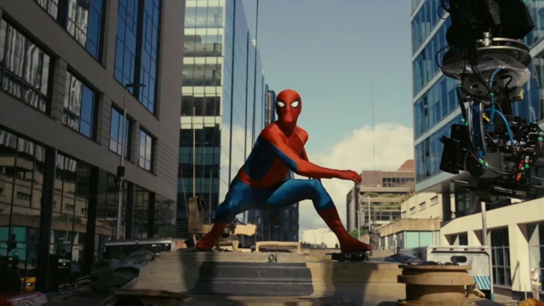 HQ do Homem-Aranha pode ter confirmado Hulk e Justiceiro em novo filme