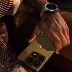Motorola Signature x iPhone 17 Pro: qual lançamento faz mais sentido?