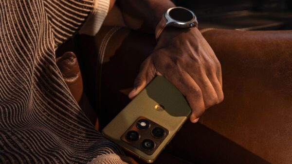 Motorola Signature x iPhone 17 Pro: qual lançamento faz mais sentido?