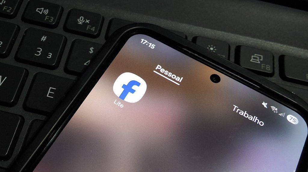 Ícone do Facebook no celular Android