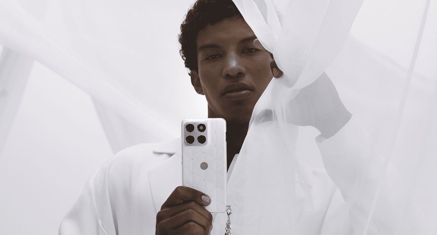 Motorola Edge 70 5G Crystals by Swarovski