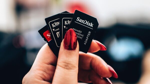 microSD barato é falso? Como identificar antes e depois de comprar