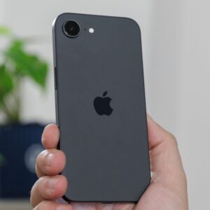 Magalu faz queima de iPhone 16e; iPhone barato da Apple vale a pena em oferta