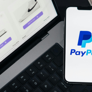 Golpistas usam chat "oficial" para se passar por Amazon e PayPal