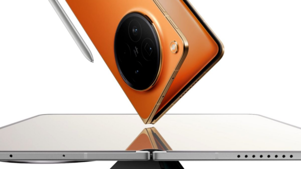 Rival provoca Samsung ao anunciar celular dobrável; entenda