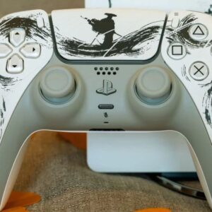 Kabum faz promoção de DualSense Ghost of Yōtei para preço que não deve voltar