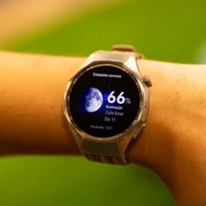 Mercado Livre faz queima de Huawei GT 6 Pro; smartwatch com bateria de 21 dias