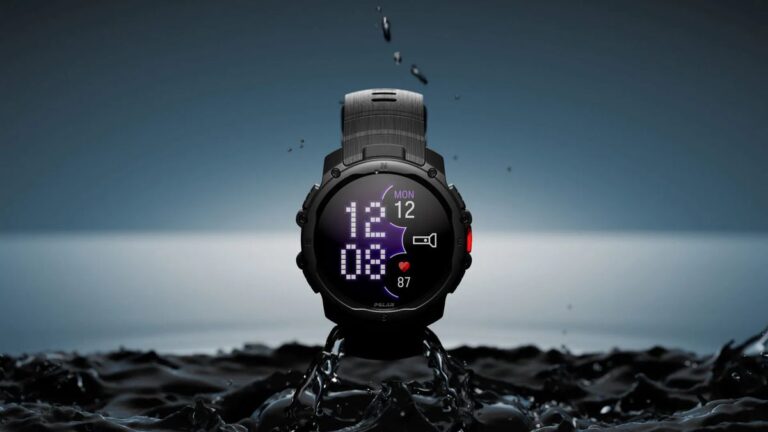 Novo smartwatch "duro na queda" da Polar tem bateria substituível; veja preço
