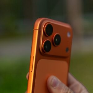 Apple testa câmera de 200 MP para o iPhone, reforça informante