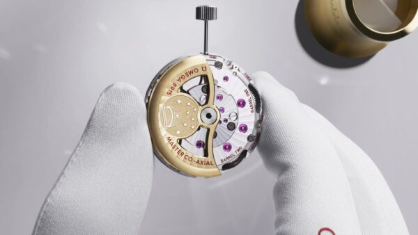 Relógio mais preciso do mundo só com 2 ponteiros chega ao Brasil por R$ 71.000