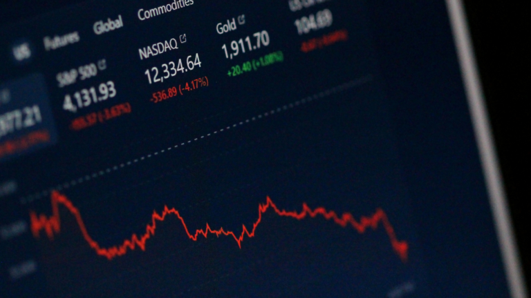 Ações de Big Techs derretem com guerra no Irã e dúvidas sobre IA