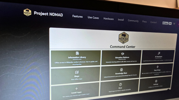 "PC do apocalipse" tem IA e tudo o que você precisa para sobreviver offline