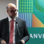 Anvisa quer monitoramento do uso de polilaminina em pacientes com ações judiciais