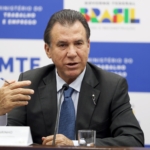 Brasil cria 112 mil vagas de emprego em janeiro, em ritmo mais fraco que em 2025