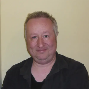 Este conjunto Lego Marvel Iron Spider-Man nunca foi tão barato