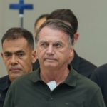 Internação de Bolsonaro apressa discussão sobre domiciliar, mas há ponderações