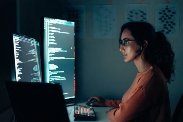 JOTA Principal: Confirmação do PSD por Caiado reforça tendência de polarização já no 1º turno