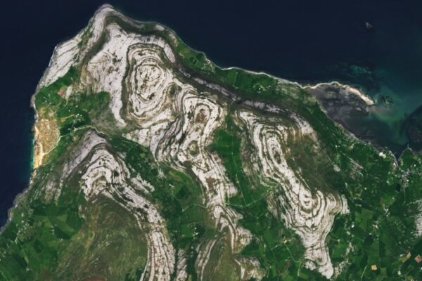 Março de 2026 Satellite Puzzler - NASA Science