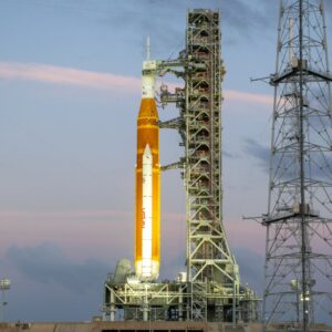 O lançamento dos astronautas Artemis 2 da NASA à lua no Dia da Mentira. Não é brincadeira.