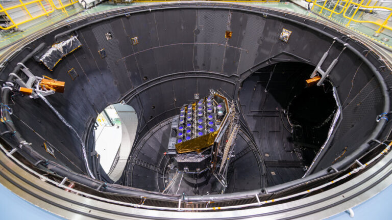 Platão se prepara para testes espaciais