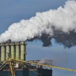 Reflexões para democratização e combate a fraudes no mercado de carbono