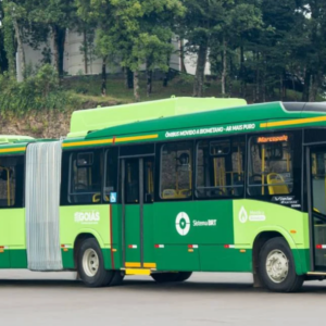 Cidade brasileira estreia frota inédita de ônibus movidos a biometano