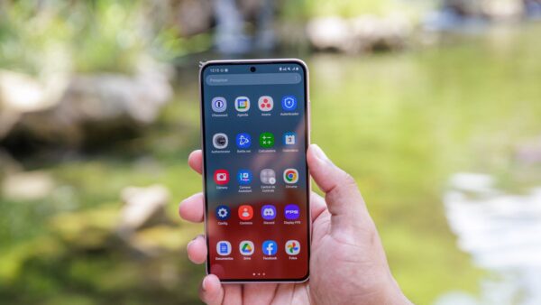 Beta do One UI 8.5 pode chegar ao Galaxy S23 em breve