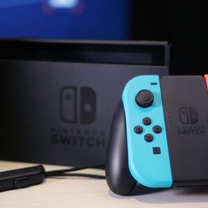 Nintendo Switch com Mário e 3 meses de online está com preço no chão no ML