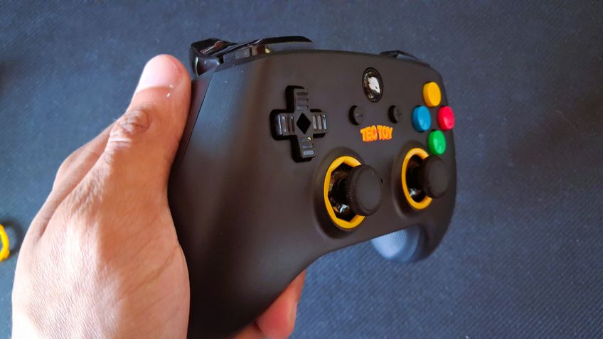 Zeenix Pro Controller