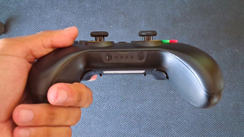 Zeenix Pro Controller