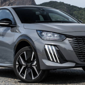 Peugeot derruba preços do 208 e hatch fica mais em conta que Renault Kwid