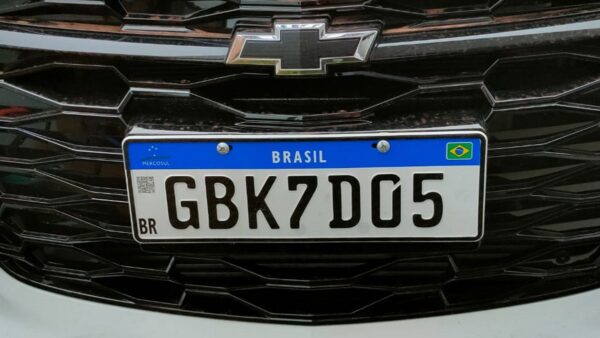 Placa Mercosul: proposta prevê volta dos nomes das cidades