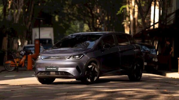 BYD Dolphin deixa ícones para trás em lista de carros mais desejados do Brasil