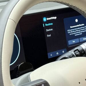 Hyundai cutuca chinesas ao explicar fim das telas gigantes nos carros