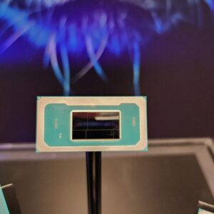 Intel deve revelar Arc G3 com gráficos B300 para consoles portáteis em breve