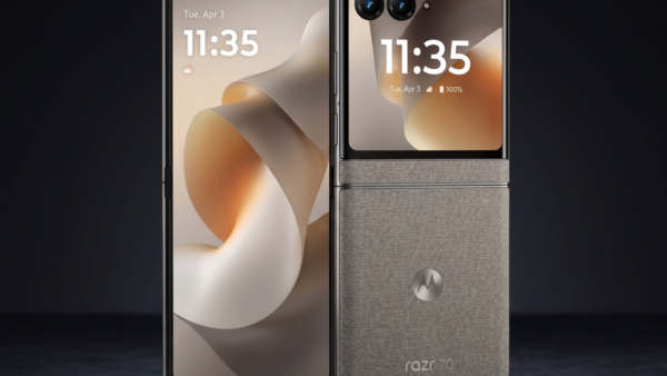 Motorola Razr 70 vaza antes do lançamento em loja ucraniana. Confira os detalhes