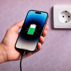 Usar celular enquanto carrega destrói bateria ou é mito? O que diz especialista