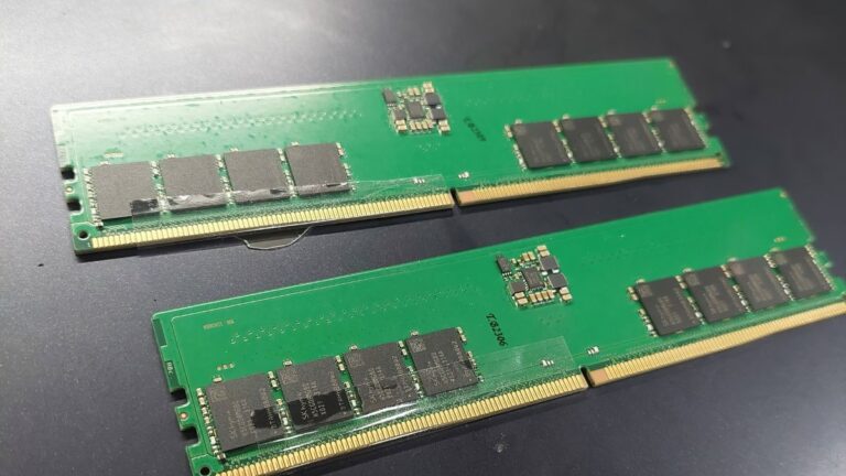 Memórias HUDIMM: novo padrão corta performance e especificações pela metade