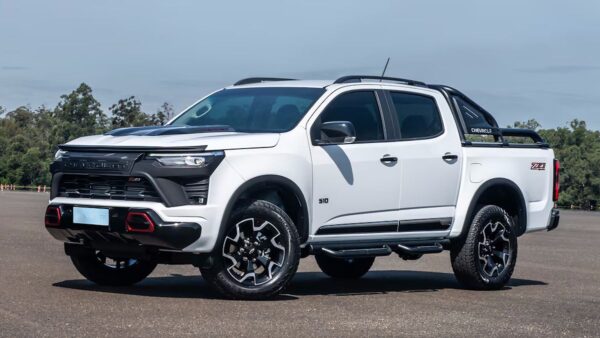 Chevrolet faz queima em linha da S10 e vende picape a preço de BYD Yuan Plus